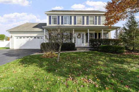 8 W Wind Way Clifton Park NY 12065