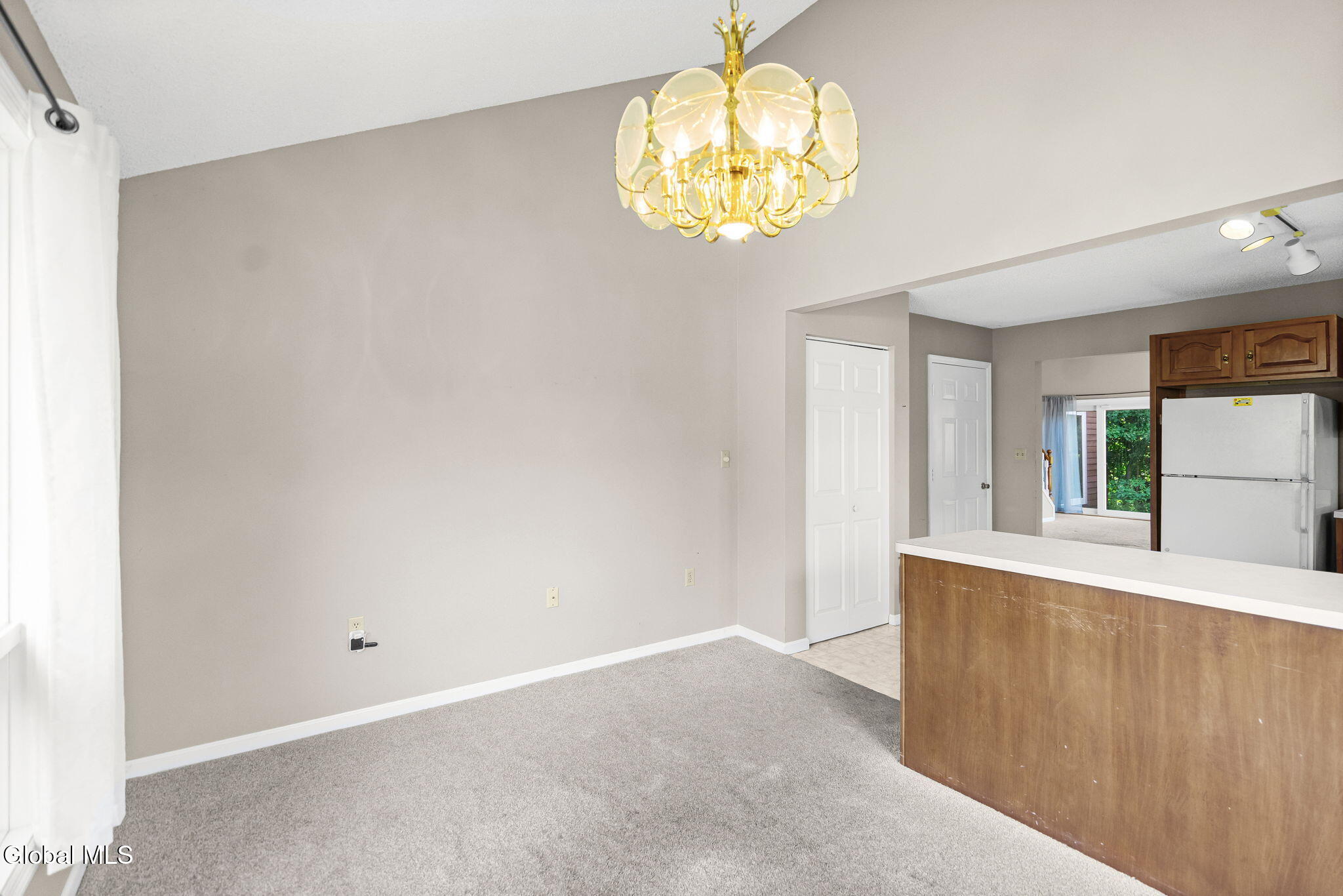 18 Lillian Lane Troy NY 12180