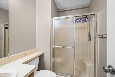 18 Lillian Lane Troy NY 12180