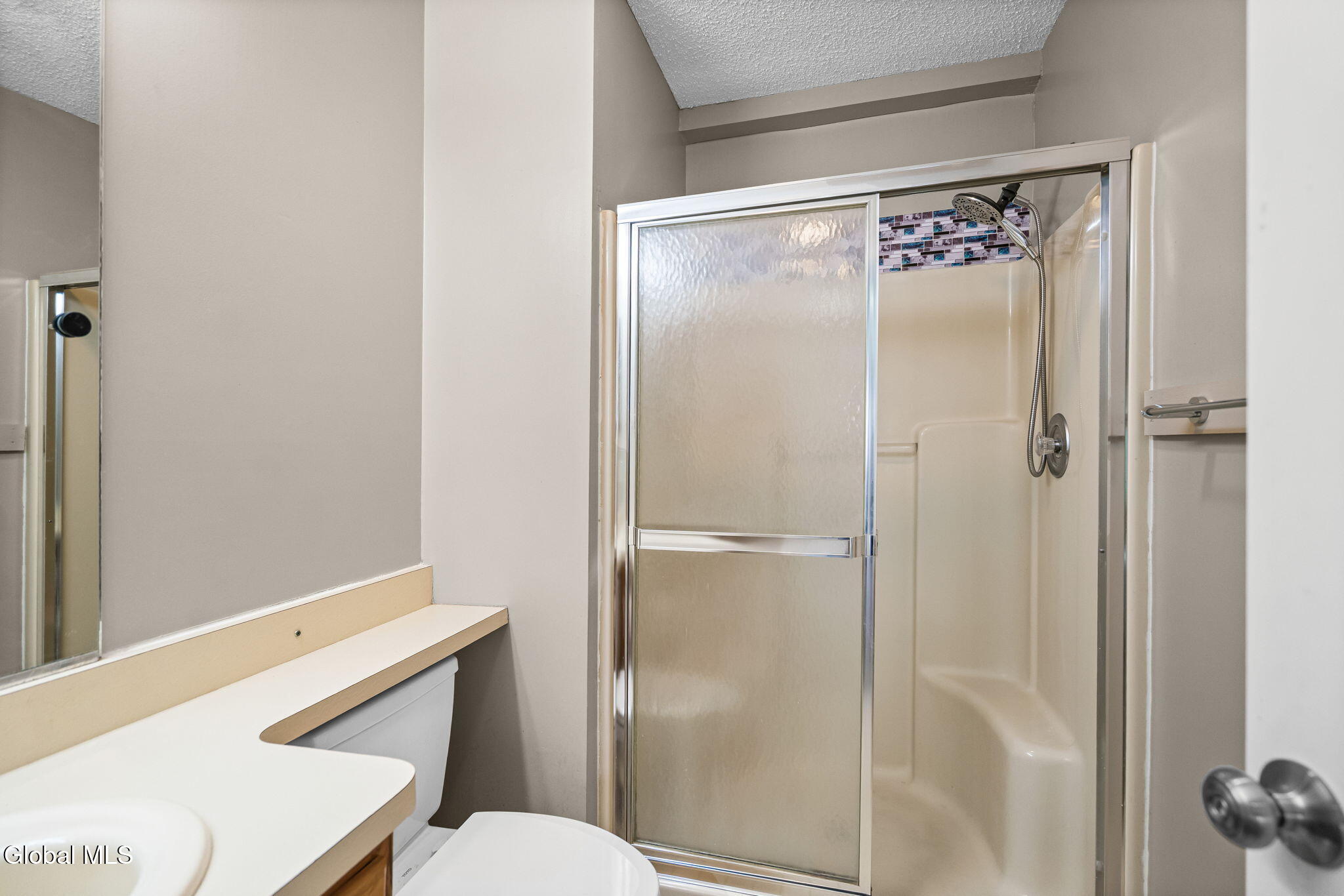 18 Lillian Lane Troy NY 12180