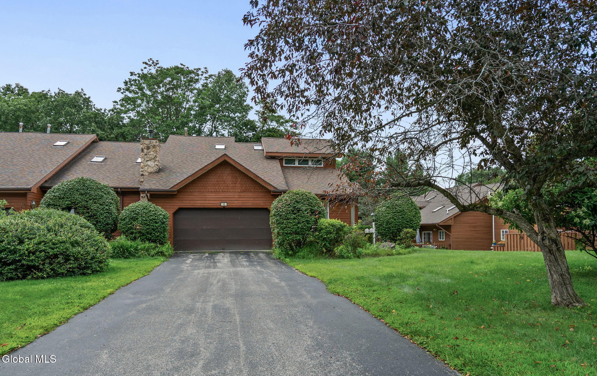 18 Lillian Lane Troy NY 12180
