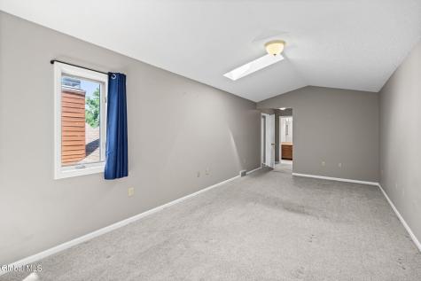 18 Lillian Lane Troy NY 12180