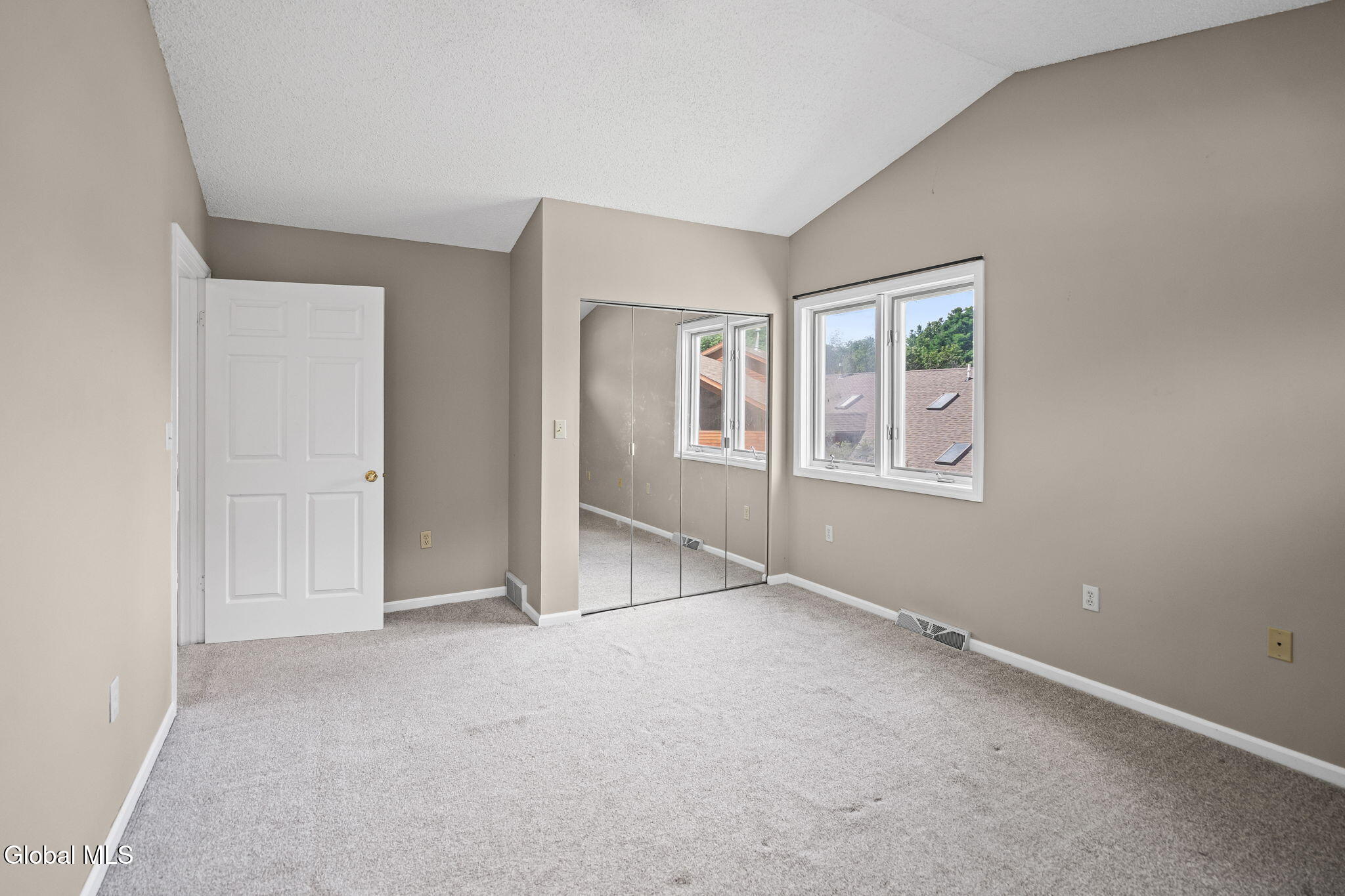 18 Lillian Lane Troy NY 12180