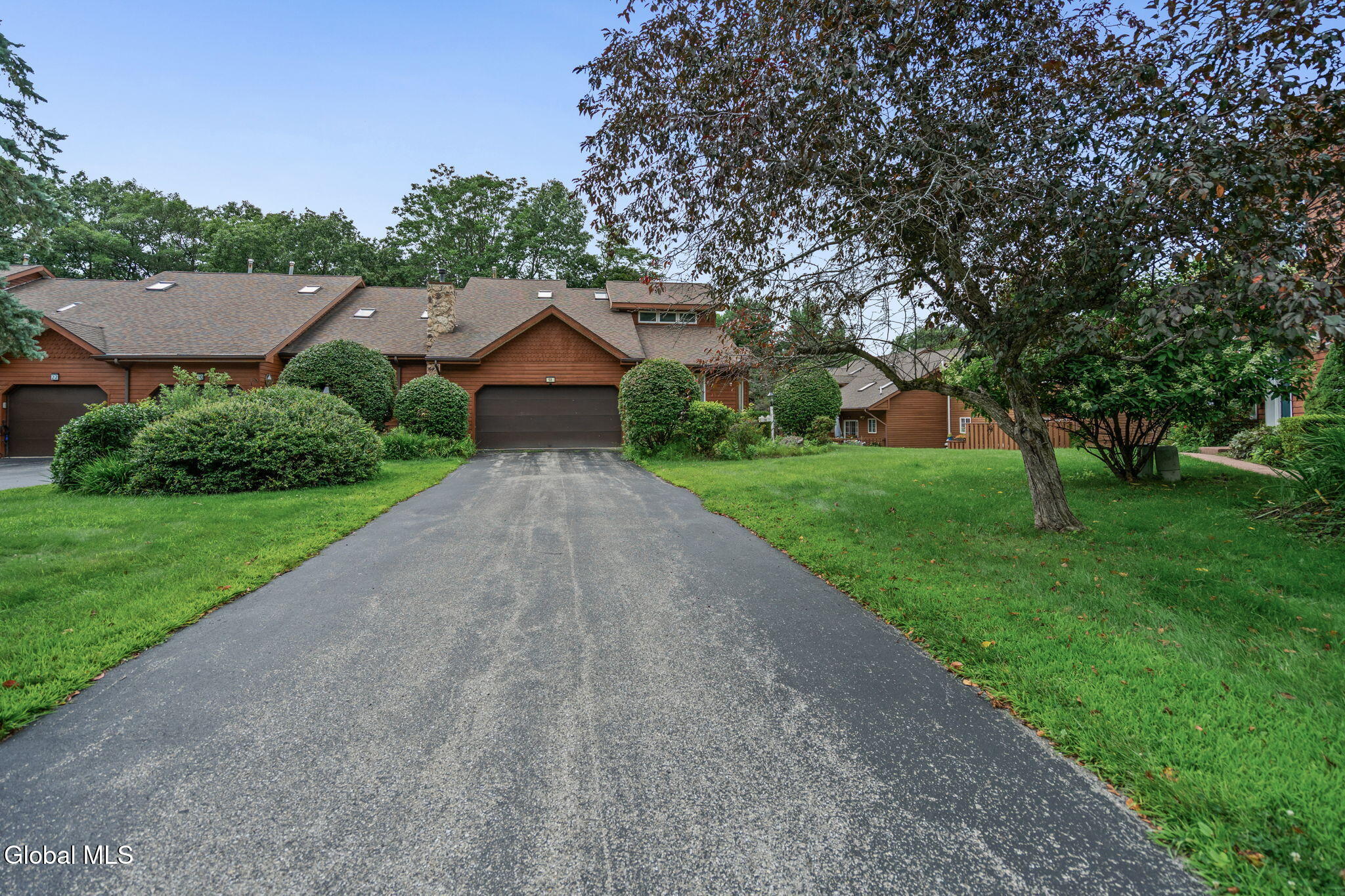 18 Lillian Lane Troy NY 12180
