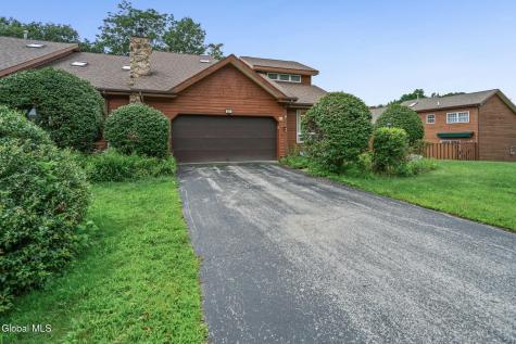 18 Lillian Lane Troy NY 12180