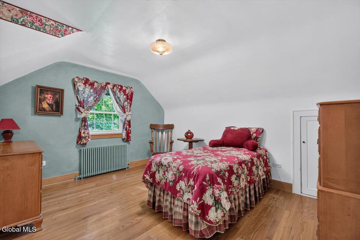 12 Mellon Avenue Troy NY 12180