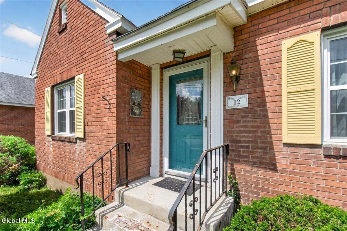 12 Mellon Avenue Troy NY 12180