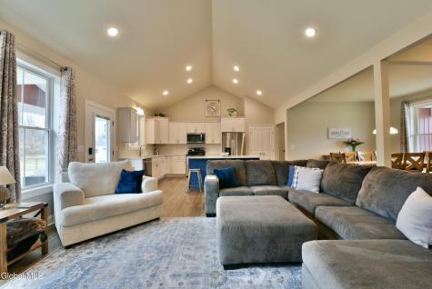 9 Catalina Drive Ballston Spa NY 12020