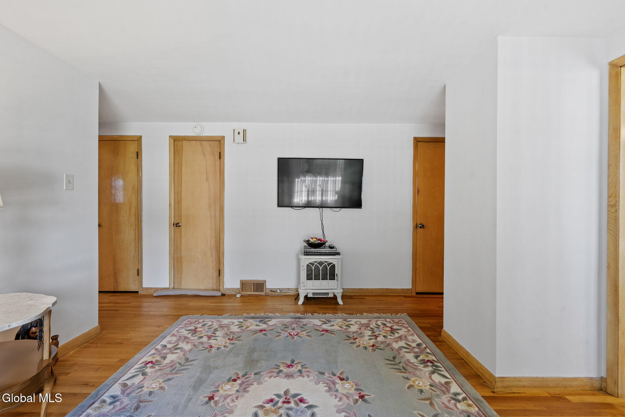 25 Columbia Street Amsterdam NY 12010