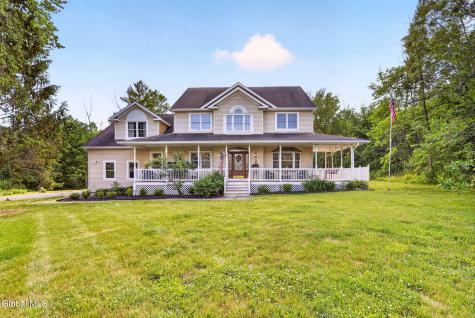 25 Outlet Road Ballston Lake NY 12019