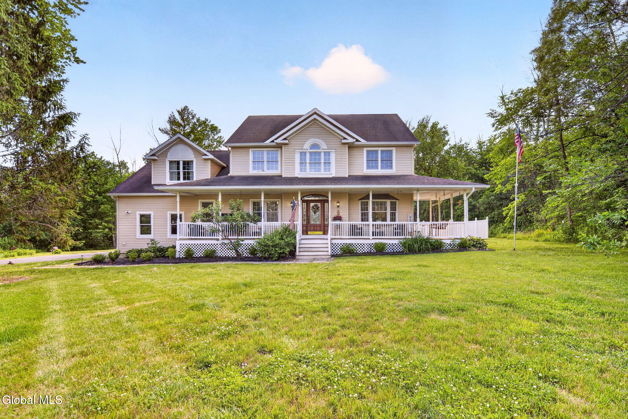 25 Outlet Road Ballston Lake NY 12019