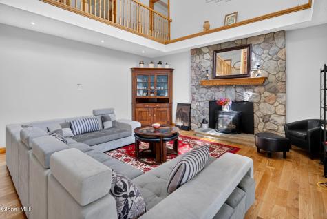 25 Outlet Road Ballston Lake NY 12019