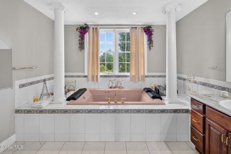 25 Outlet Road Ballston Lake NY 12019
