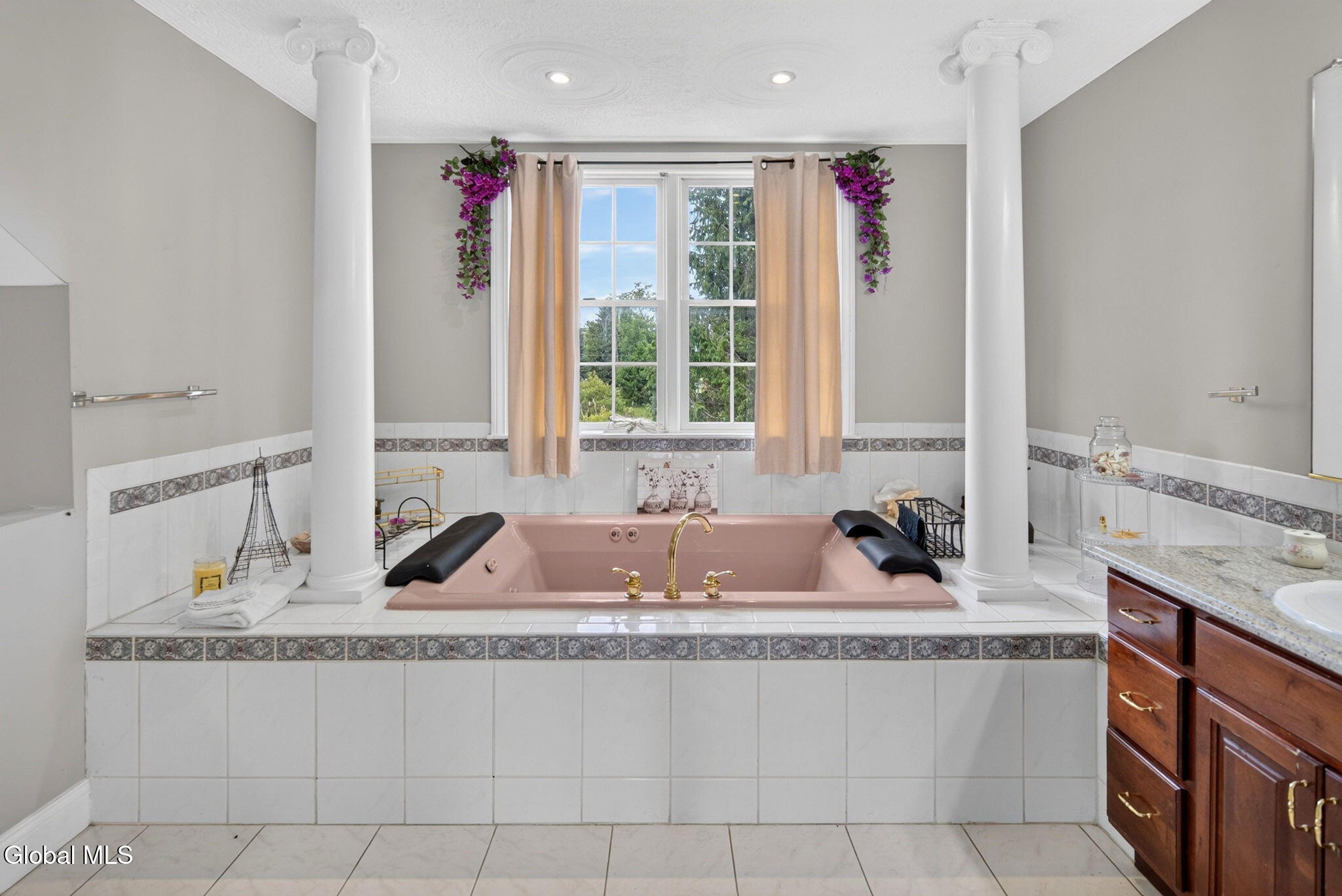 25 Outlet Road Ballston Lake NY 12019