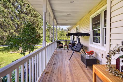 25 Outlet Road Ballston Lake NY 12019