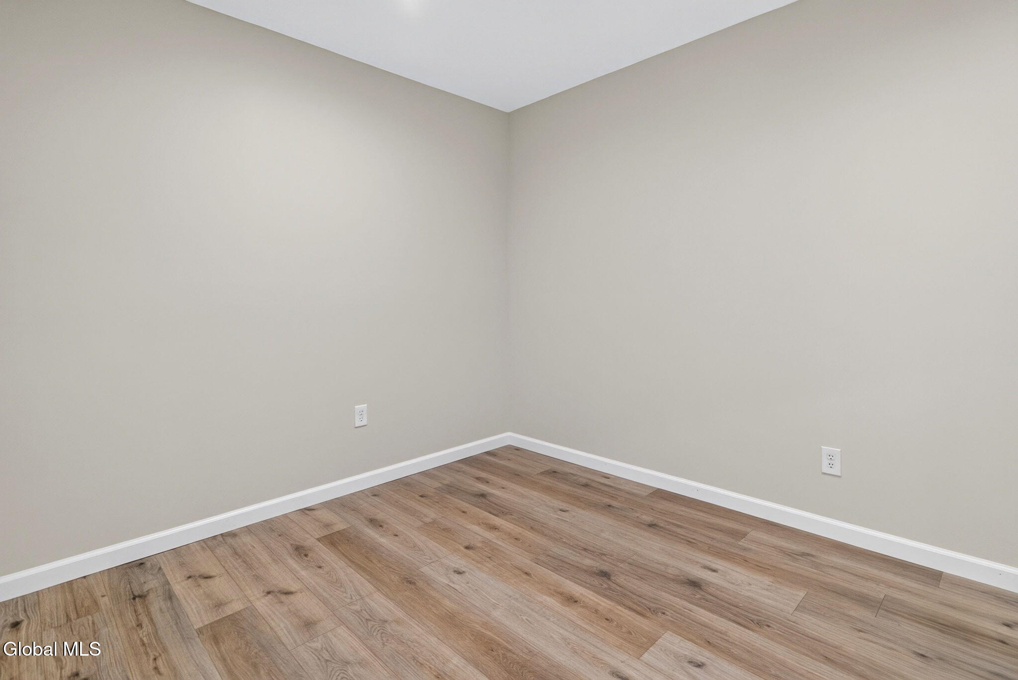 25 Outlet Road Ballston Lake NY 12019