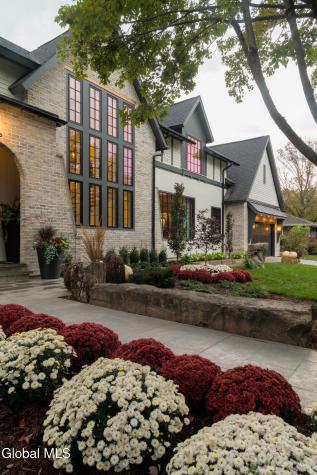 4 Autumn Lane Saratoga Springs NY 12866