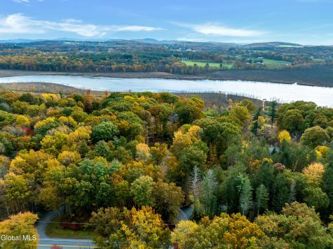 4 Autumn Lane Saratoga Springs NY 12866