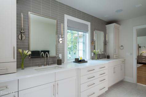 4 Autumn Lane Saratoga Springs NY 12866