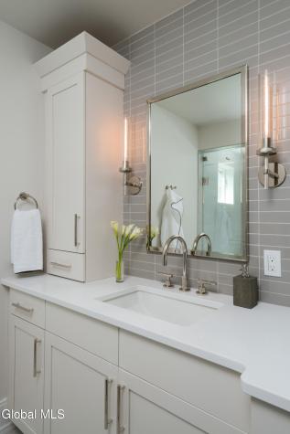 4 Autumn Lane Saratoga Springs NY 12866