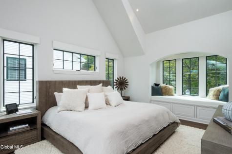 4 Autumn Lane Saratoga Springs NY 12866