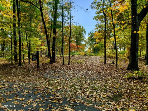 4 Autumn Lane Saratoga Springs NY 12866