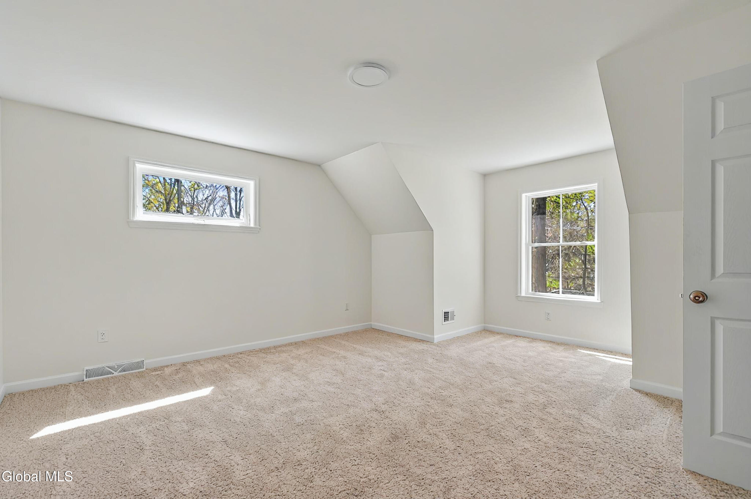 6 Killington Lane Johnstown NY 12095
