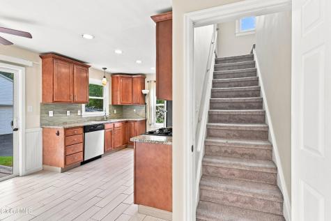 77 Willow Street Guilderland NY 12084