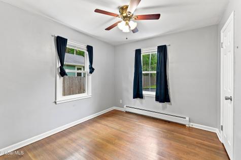 77 Willow Street Guilderland NY 12084