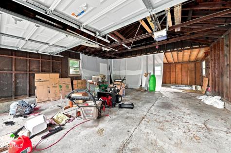 77 Willow Street Guilderland NY 12084