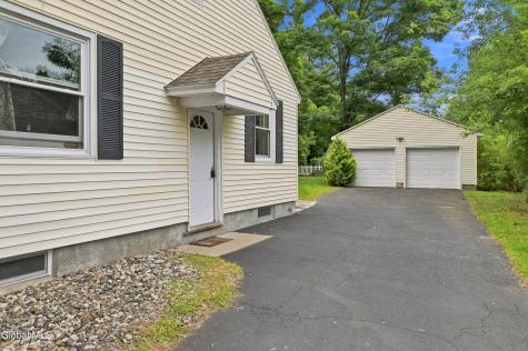 77 Willow Street Guilderland NY 12084