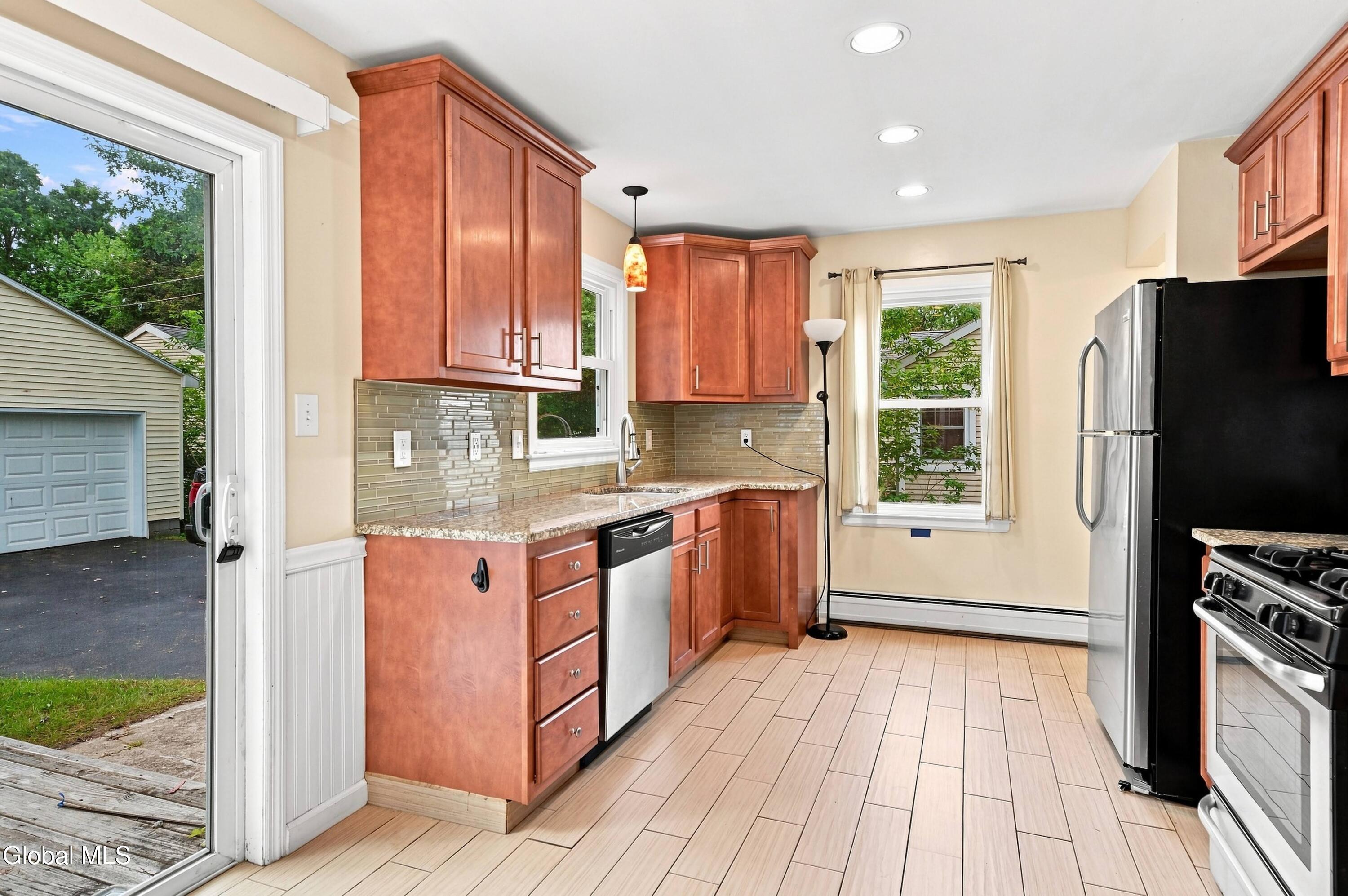 77 Willow Street Guilderland NY 12084