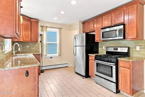 77 Willow Street Guilderland NY 12084