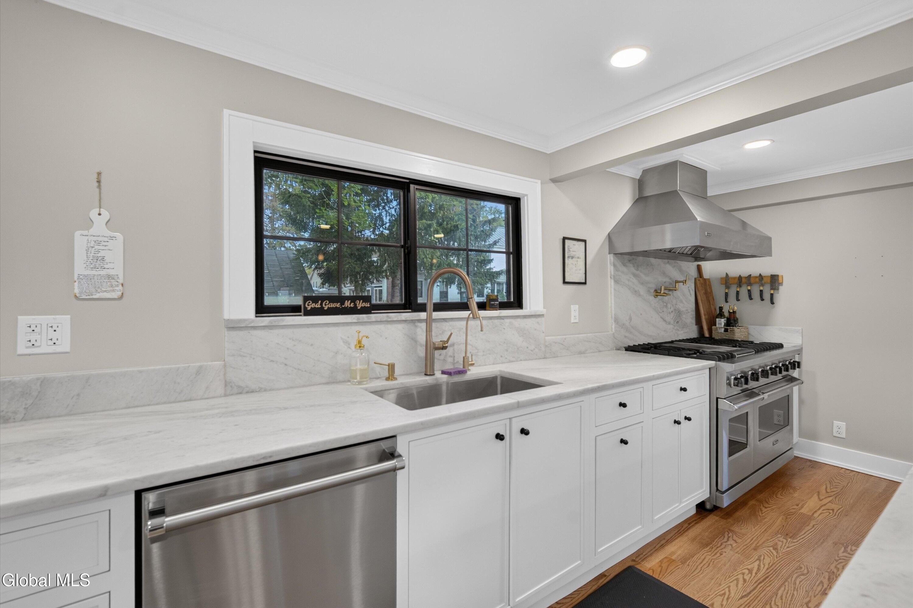 82 Ludlow Street Saratoga Springs NY 12866
