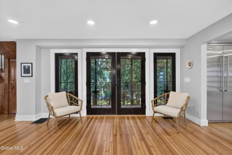 82 Ludlow Street Saratoga Springs NY 12866