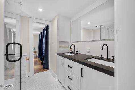 82 Ludlow Street Saratoga Springs NY 12866
