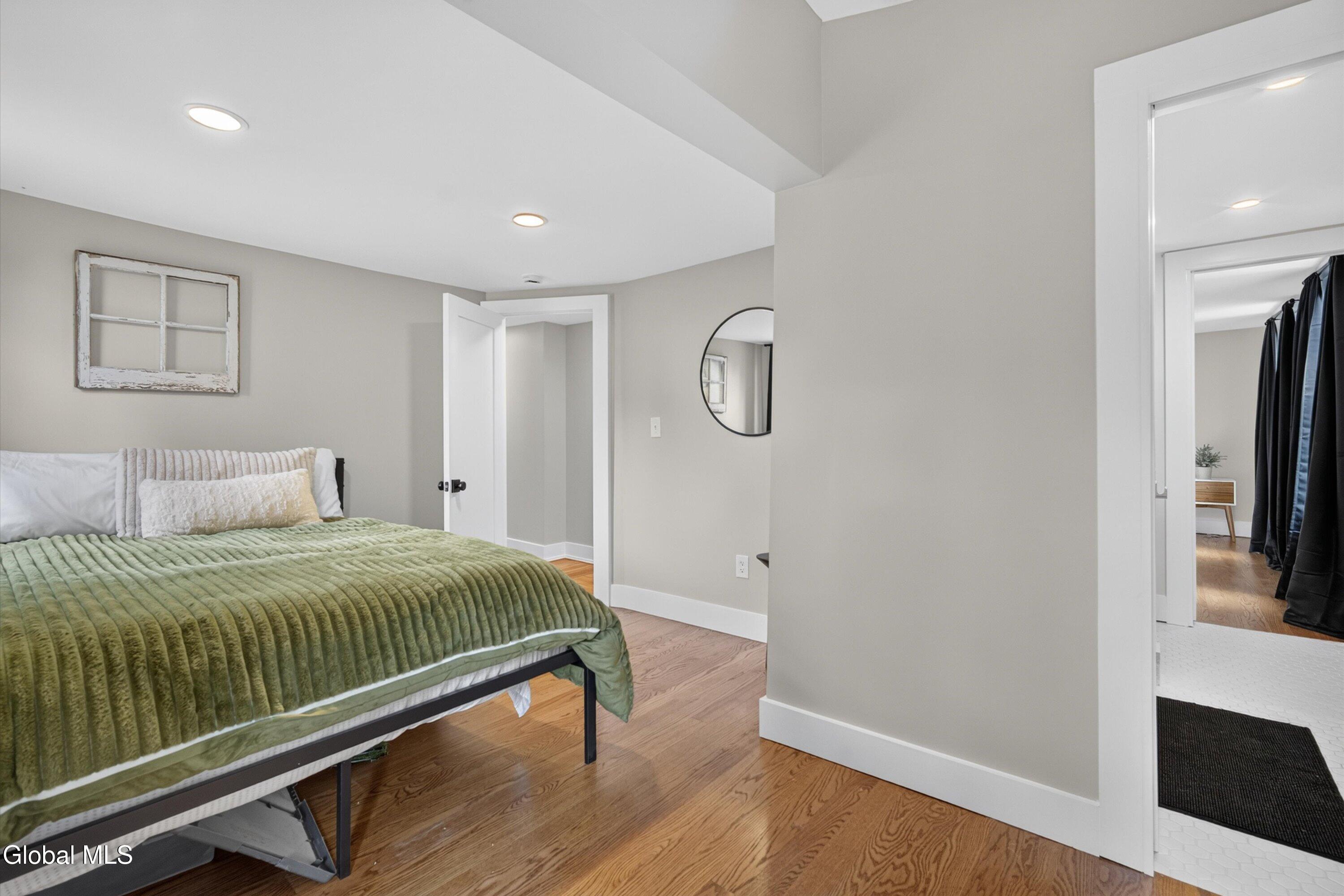 82 Ludlow Street Saratoga Springs NY 12866