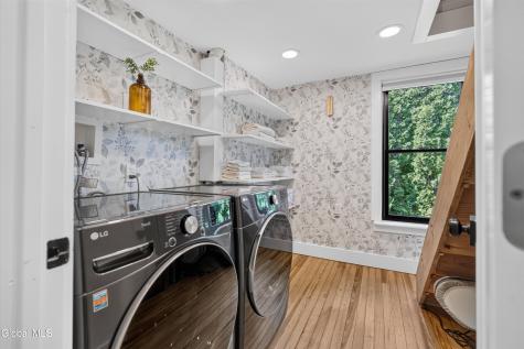 82 Ludlow Street Saratoga Springs NY 12866