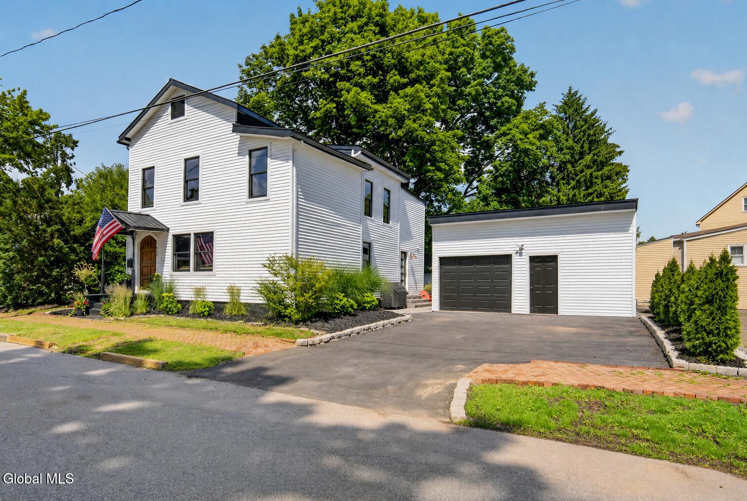82 Ludlow Street Saratoga Springs NY 12866
