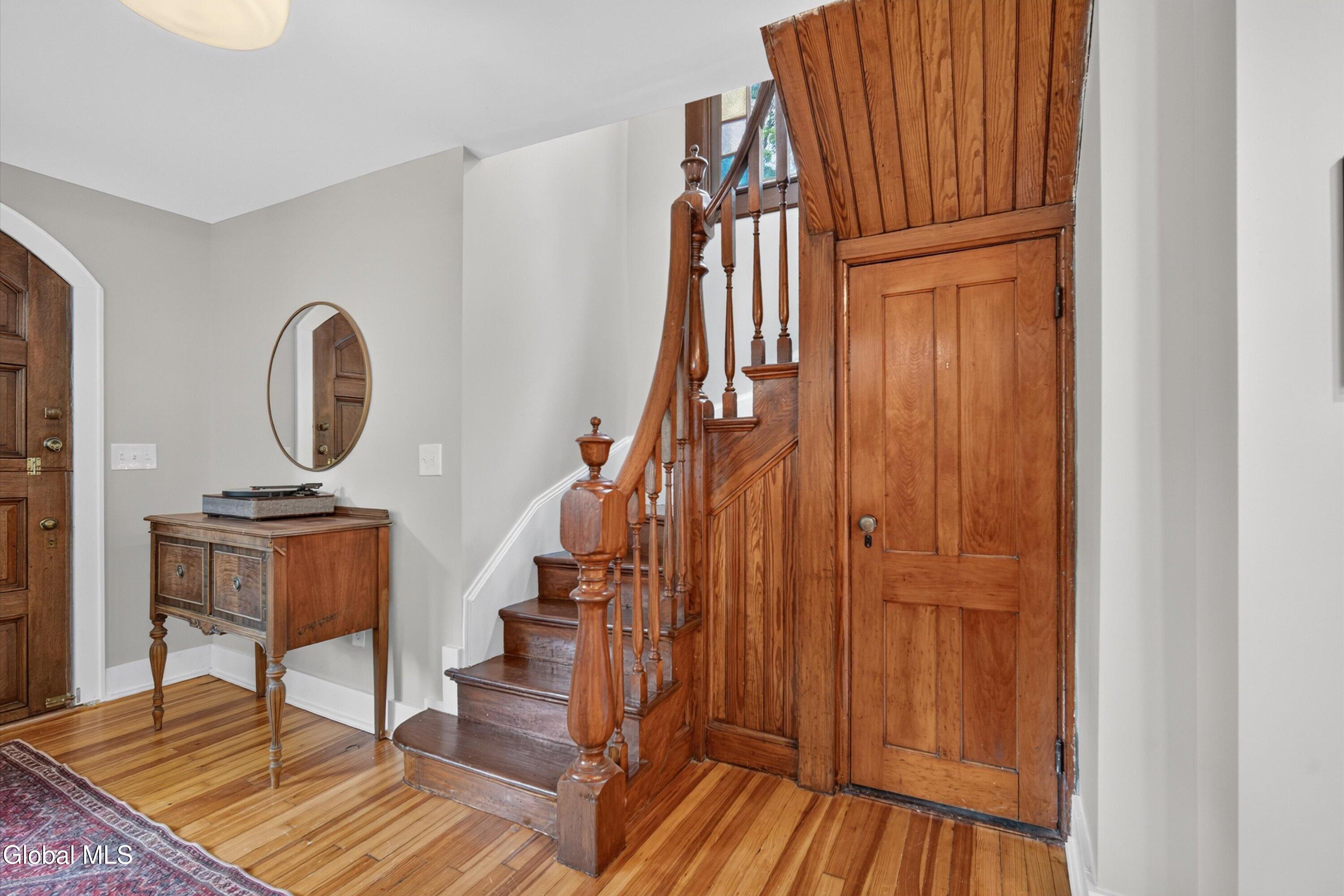 82 Ludlow Street Saratoga Springs NY 12866