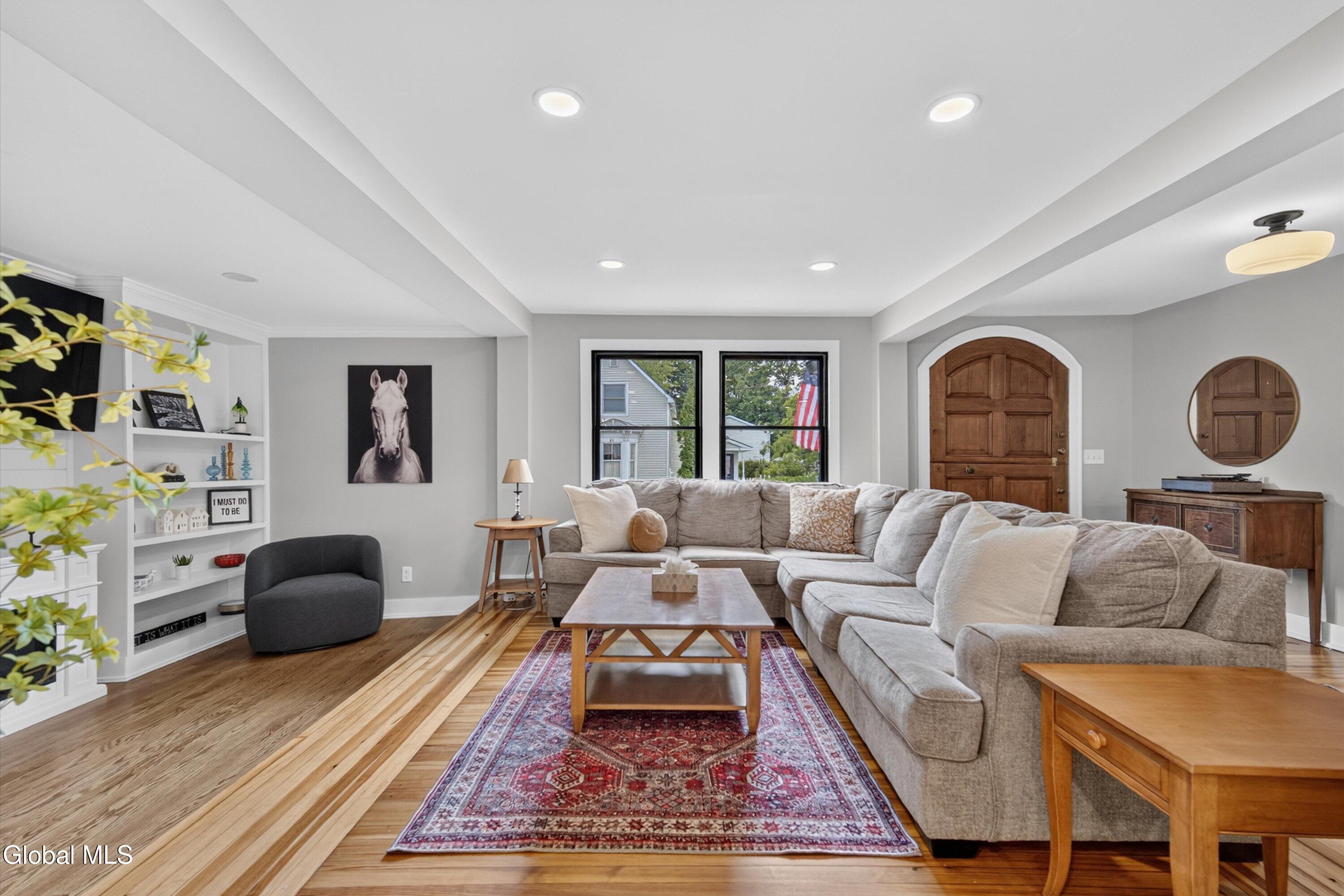 82 Ludlow Street Saratoga Springs NY 12866