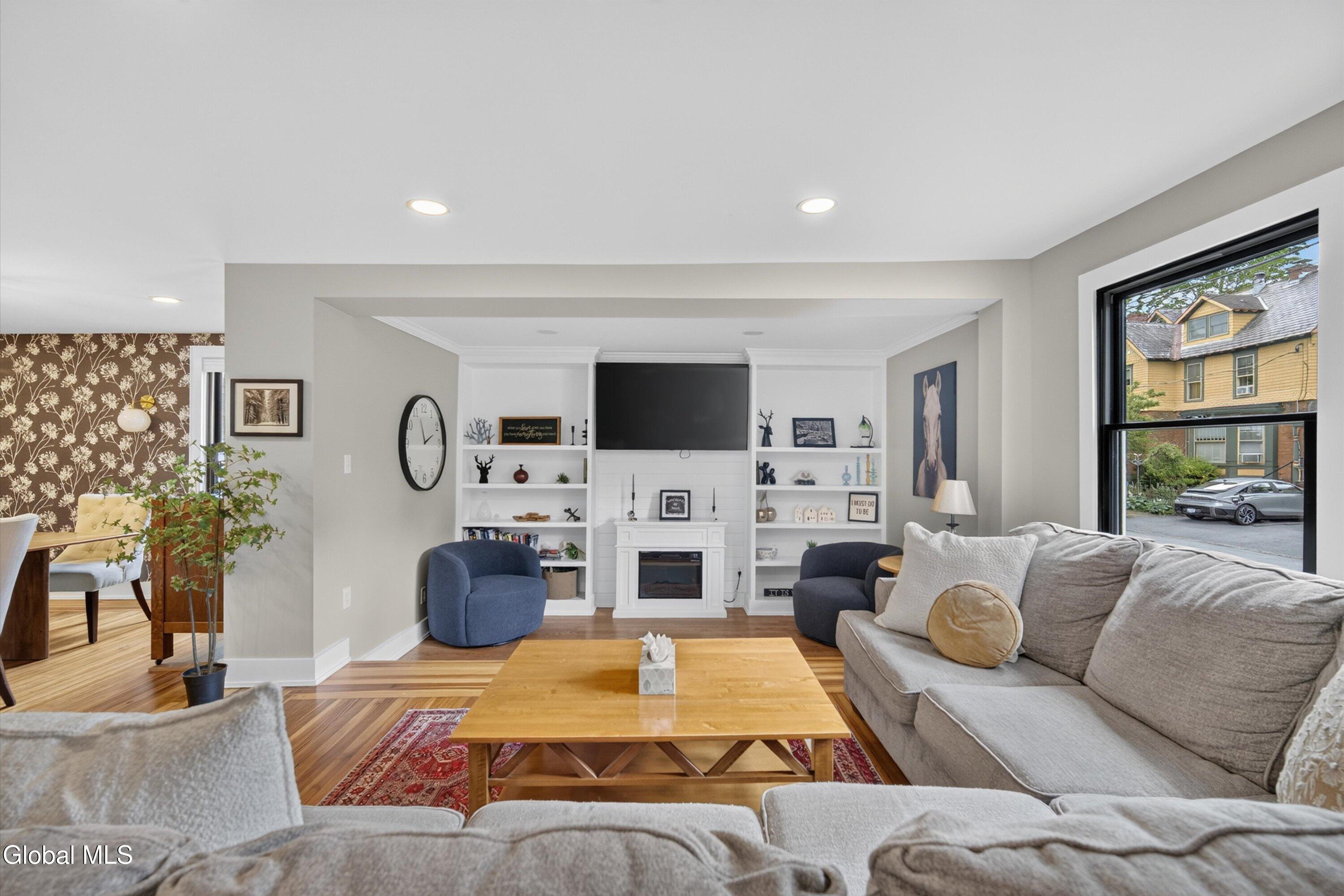 82 Ludlow Street Saratoga Springs NY 12866