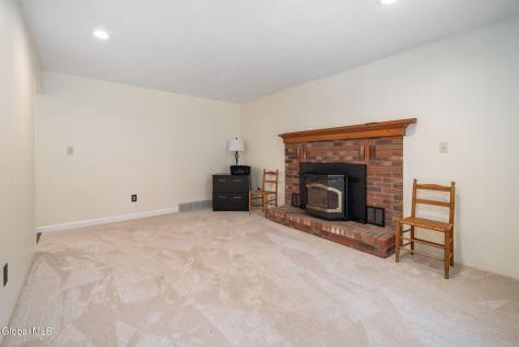 20 Bellflower Road Malta NY 12020