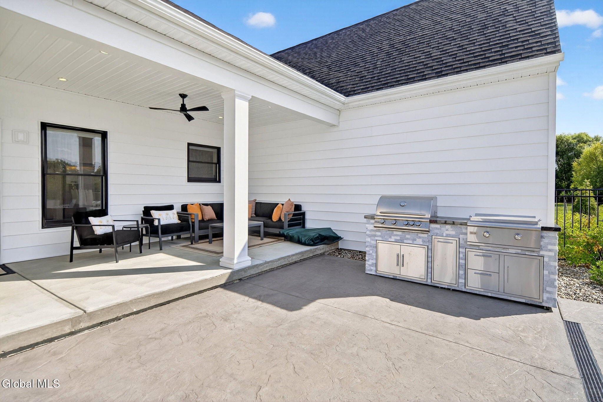 6 Sterling Ridge Loudonville NY 12211