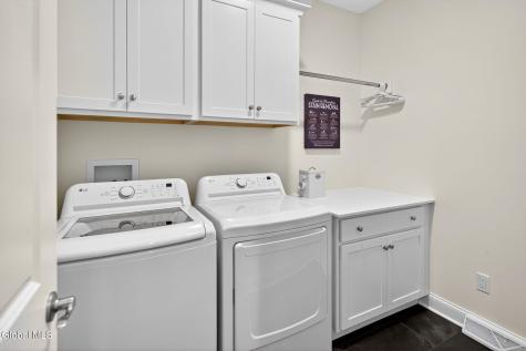 6 Sterling Ridge Loudonville NY 12211