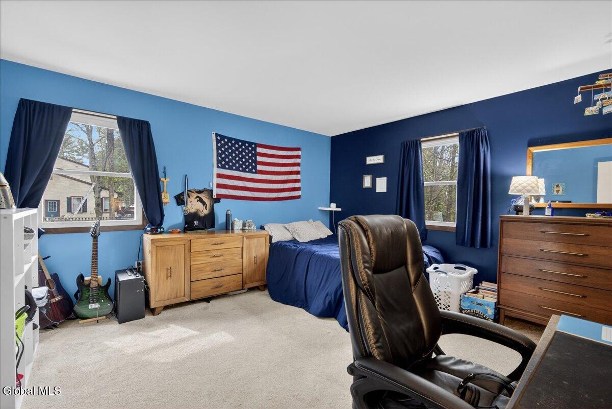 1 Thunder Run Gansevoort NY 12831