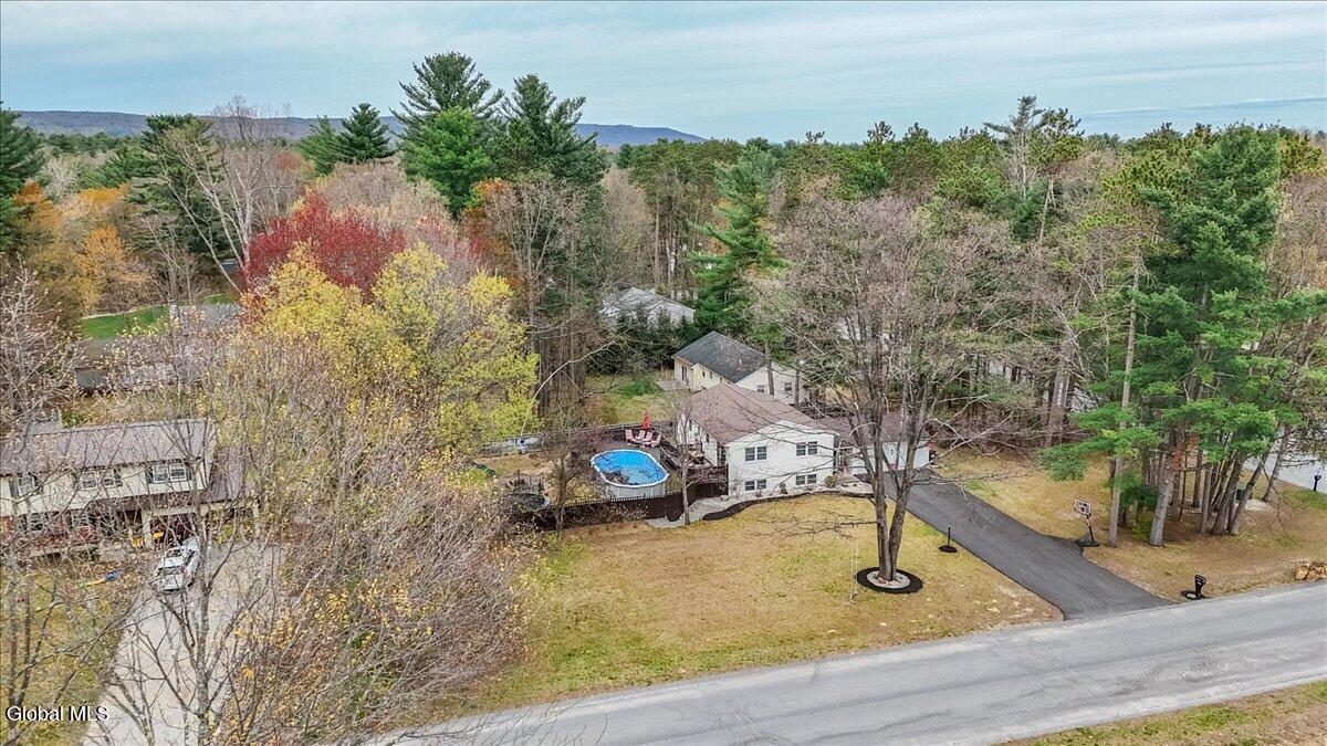 1 Thunder Run Gansevoort NY 12831