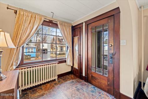 18 Fairfield Avenue Albany NY 12205