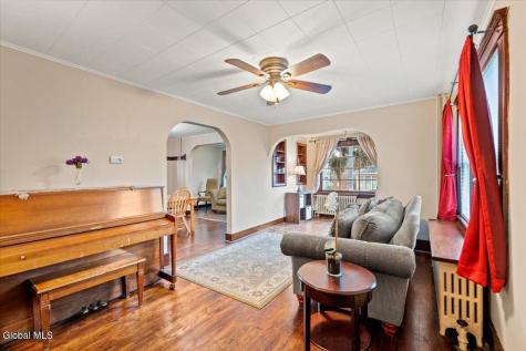 18 Fairfield Avenue Albany NY 12205