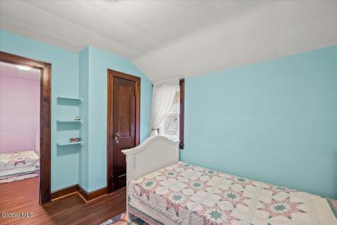 18 Fairfield Avenue Albany NY 12205
